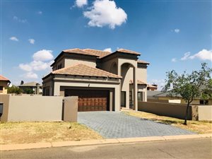 3 Bed House in Sagewood