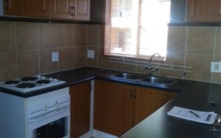 1 Bedroom Apartment in Lyttelton Manor