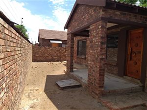 3 Bed Townhouse in La Hoff