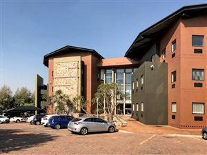 382 m² Commercial space in Bedfordview