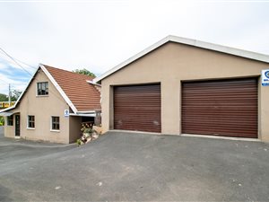 4 Bed House in Sea View