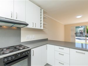 2 Bed Apartment in Kirstenhof
