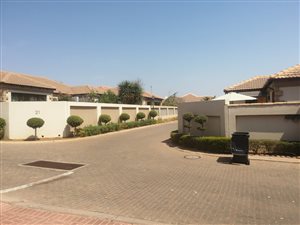 3 Bed Townhouse in Montana Park