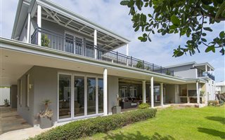 4 Bedroom House in Noordhoek