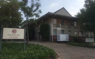 1172 m² Office Space in Randjesfontein