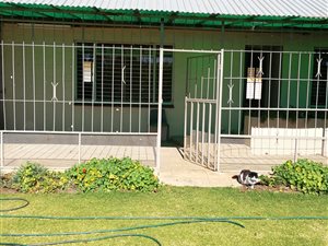 2 Bed Garden Cottage in Randfontein