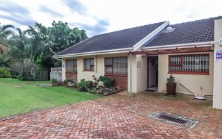 3 Bedroom Simplex in Beacon Bay