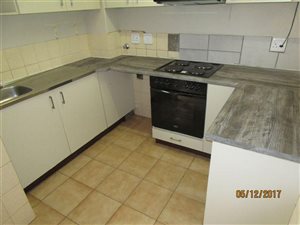 2 Bed Apartment in Scottsville