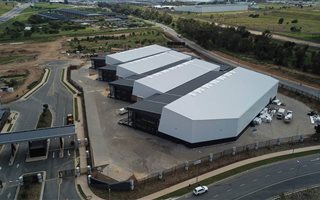 1300 m² Industrial space in Louwlardia