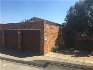 3 Bed Townhouse in Radiokop