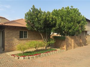 3 Bed Townhouse in Tijger Valley and surrounds