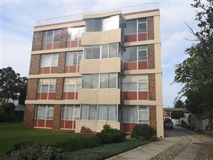 2 Bed Apartment in St Georges Park