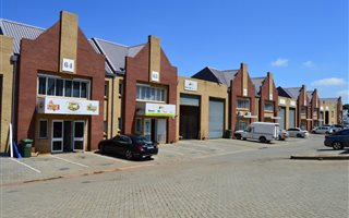 396 m² Industrial space in Sunnyrock