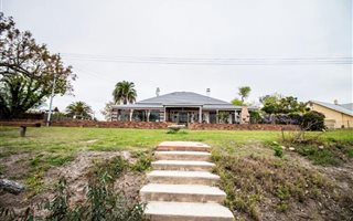 3 Bedroom House in Redhouse