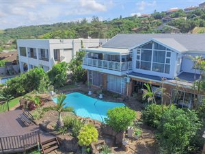 4 Bed House in Bluff