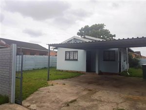 2 Bed House in Aquadene