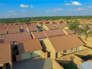 2 Bedroom Townhouse in The Reeds