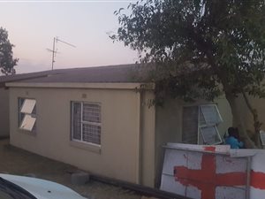 2 Bed Apartment in Bloubosrand