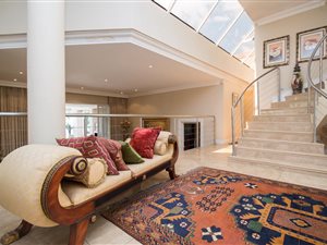 6 Bed House in Waterkloof