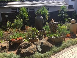 2 Bed Garden Cottage in Elton Hill