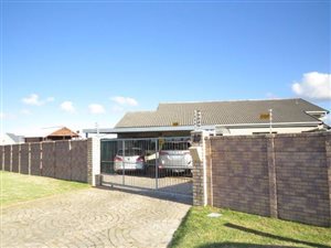 4 Bedroom House in Cradock