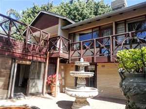 4 Bed House in Waterkloof Ridge