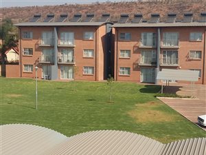 2 Bed Apartment in Montana Park