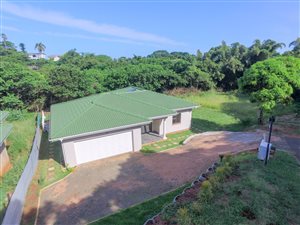 3 Bed House in Illovo Beach