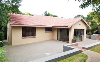 3 Bedroom House in Alphen Park