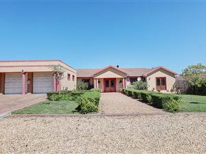 3 Bed House in Goedemoed