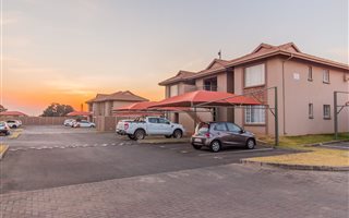 2 Bedroom Apartment in Brentwood