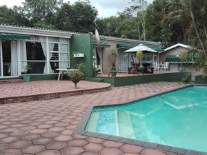 7 Bed House in Rouken Glen
