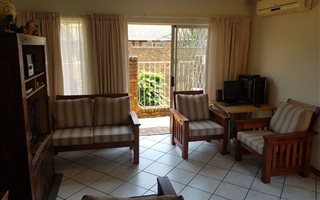 2 Bedroom House in Doornpoort and surrounds
