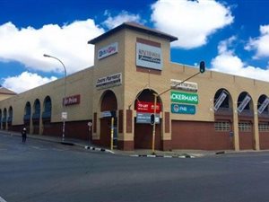 97.5899963378906 m² Retail Space in Rosettenville