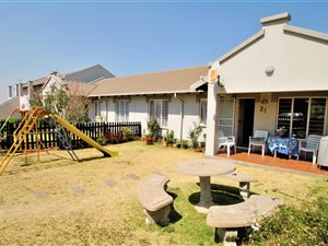3 Bed Simplex in Meyersdal