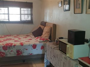 1 Bed Garden Cottage in Eastwood