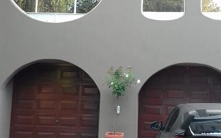5 Bedroom House in Pretoria Gardens