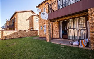 2 Bedroom Apartment in Honey Park