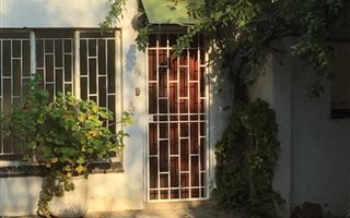 1 Bedroom House in Bridle Park AH