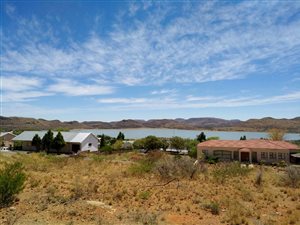 741 m² Land available in Vanderkloof