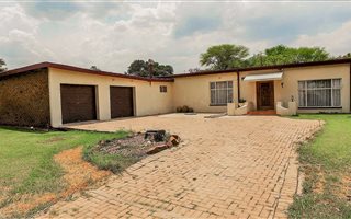3 Bedroom Townhouse in Bela-Bela (Warmbaths)
