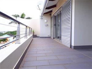 4 Bed Apartment in Essenwood