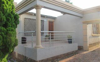 3 Bedroom House in Jan Niemand Park