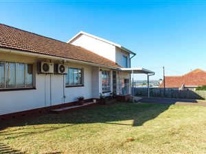 5 Bedroom House in Montclair
