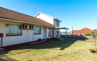 5 Bedroom House in Montclair