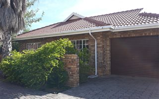 3 Bedroom House in Protea Park