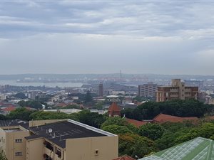 3 Bed Apartment in Glenwood