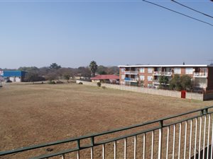 2 Bed Apartment in Vanderbijlpark Central