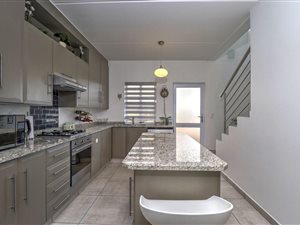 3 Bed Cluster in Fourways