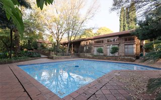 5 Bedroom House in Westdene